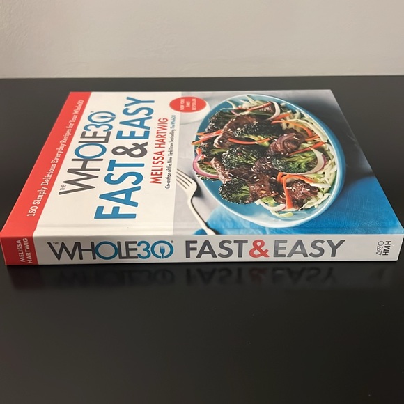 The Whole 30 Fast & Easy by Melissa Hartwig - Picture 4 of 5